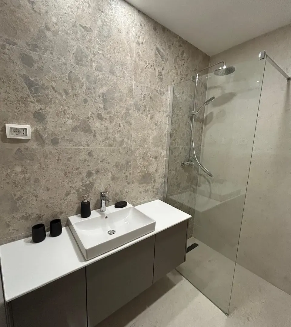 Rent, two bedroom apartment, 108m², Central Point, Podgorica