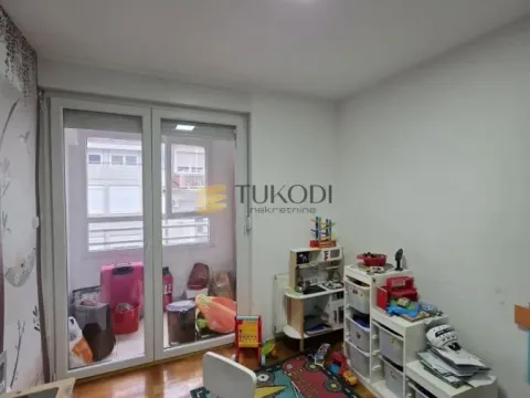 Prodaja, četvorosoban stan, 92m², Grbavica, Novi Sad Sve Podlokacije - image 11