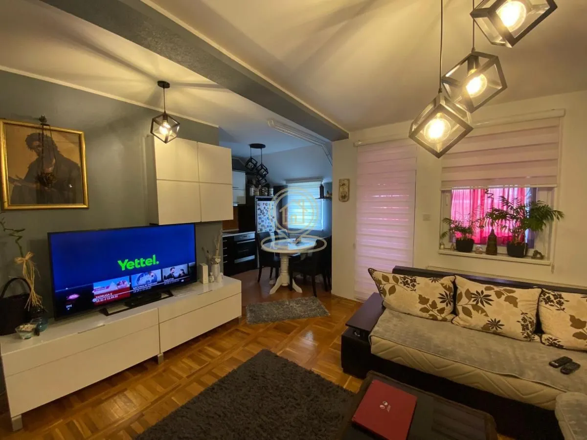 Prodaja, trosoban stan, 51m², Salajka, Novi Sad Sve Podlokacije