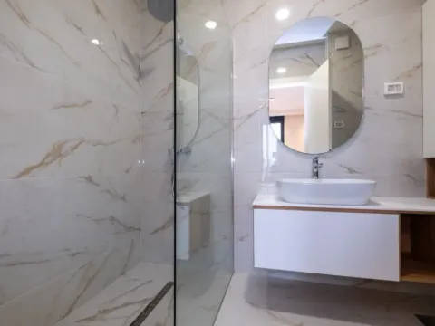 Izdavanje, trosoban stan, 127m², Preko Morače, Podgorica - image 8