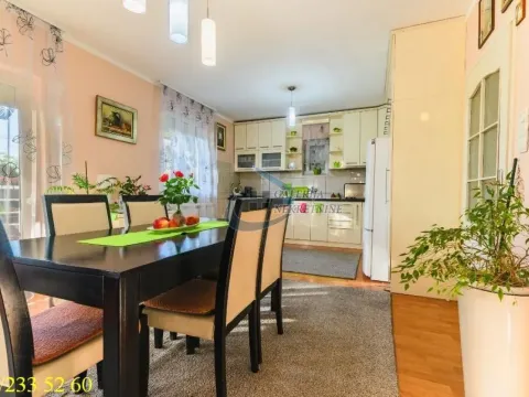 Sale, house, 247m², Palilula Sve Podlokacije, Beograd - image 5