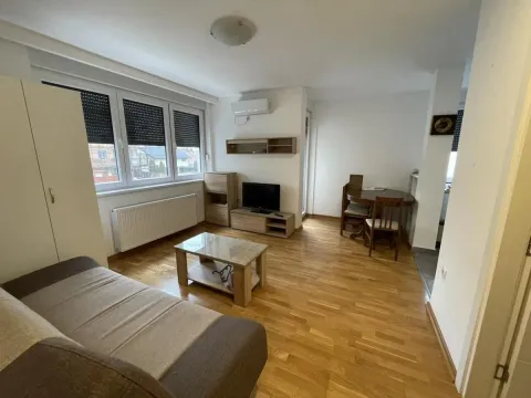 Izdavanje, dvosoban stan, 55m², Telep, Novi Sad Sve Podlokacije - image 3