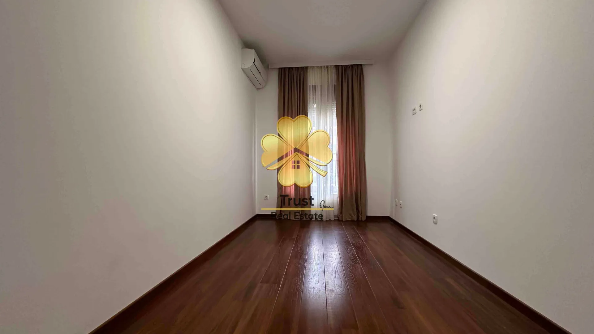 Rent, two bedroom apartment, 72m², Master Kvart, Podgorica