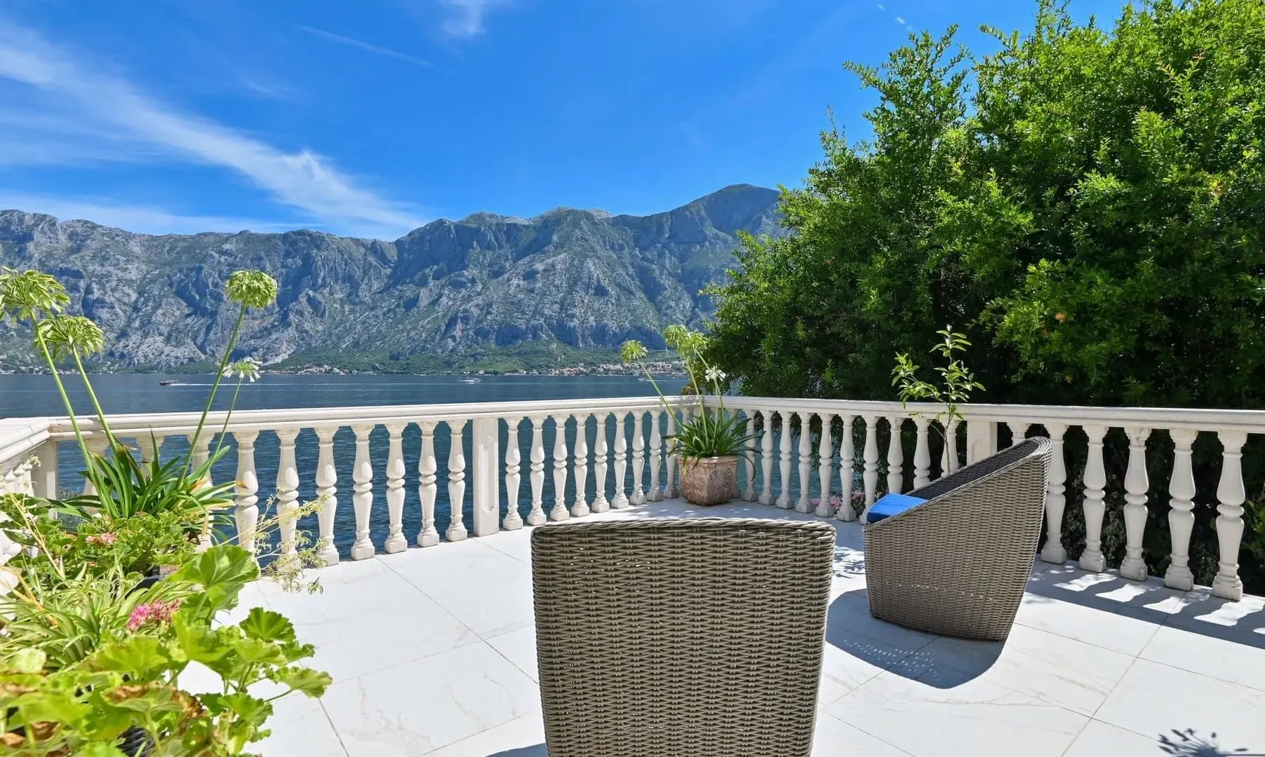 Sale, house, 122m², Kotor, Crna Gora