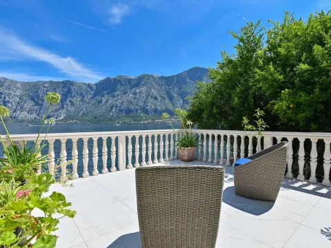 Sale, house, 122m², Kotor, Crna Gora - image 3