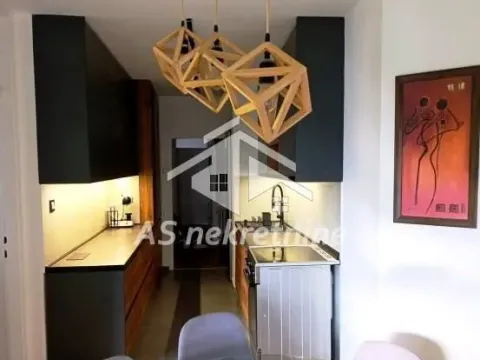 Izdavanje, trosoban stan, 86m², Crveni Krst, Beograd - image 5