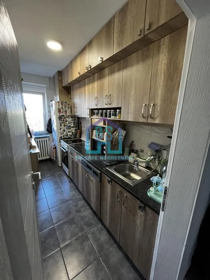 Prodaja, trosoban stan, 58m², Sremski Karlovci, Novi Sad