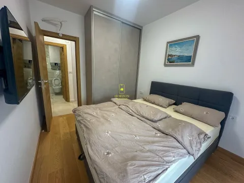 Izdavanje, jednosoban stan, 45m², New City, Podgorica - image 5