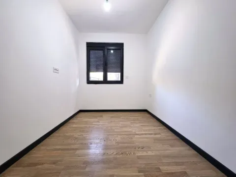 Rent, two bedroom apartment, 58m², Gorica C, Podgorica - image 8