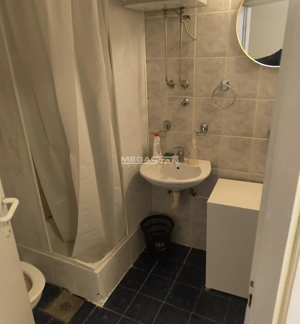 Rent, office space, 54m², Stari Grad, Beograd