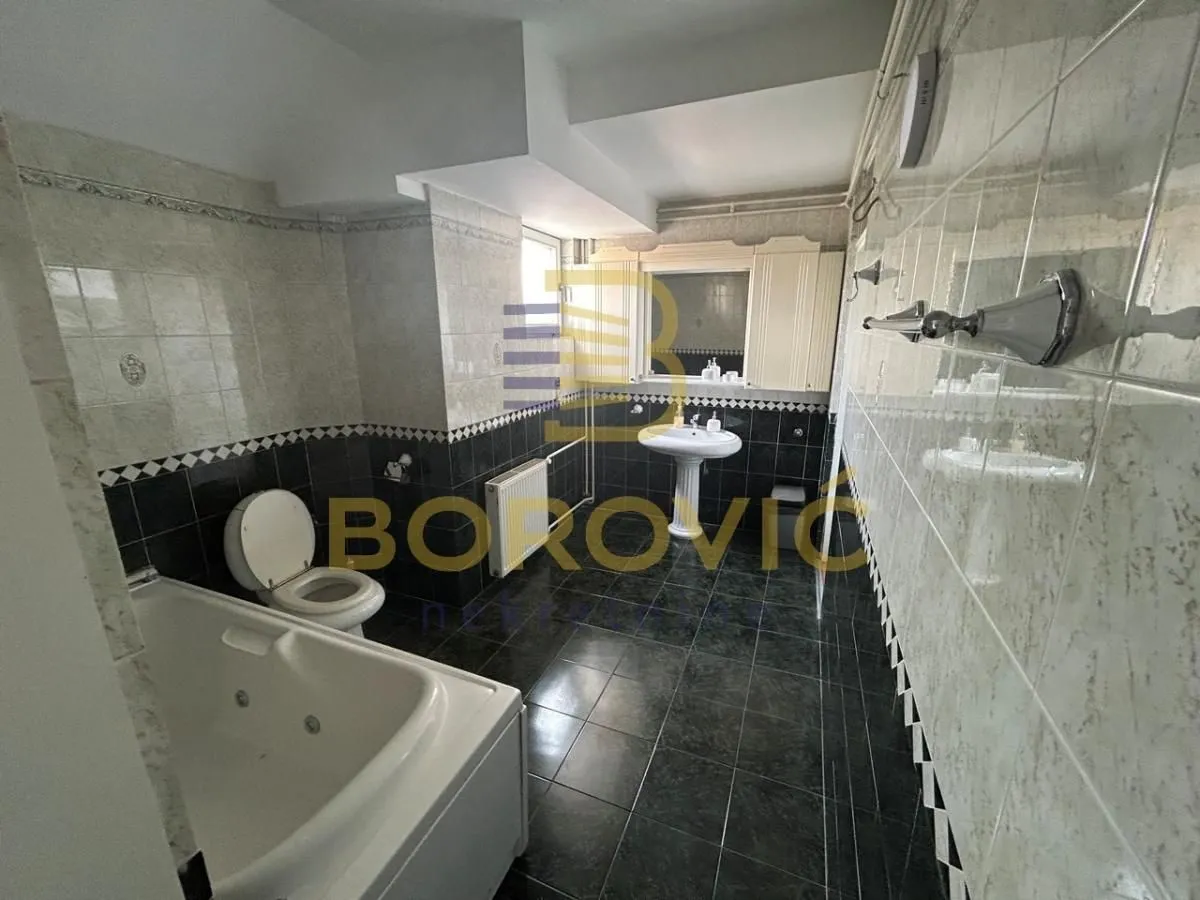 Sale, apartment, 176m², Autokomanda, Voždovac Sve Podlokacije