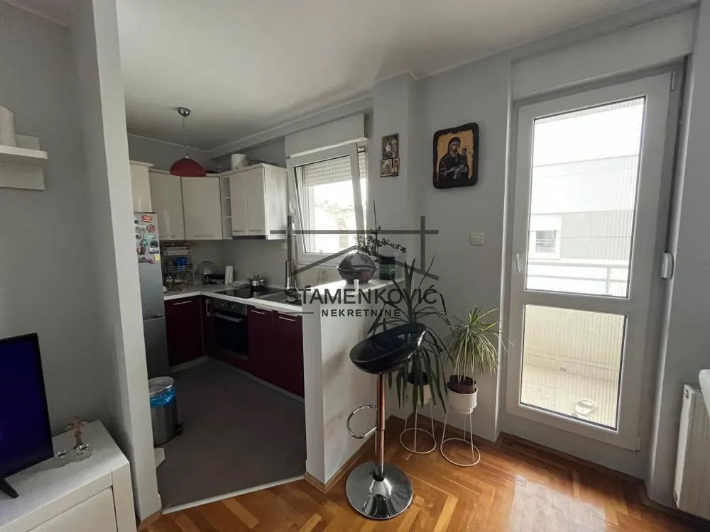 Prodaja, dvosoban stan, 65m², Podbara, Novi Sad Sve Podlokacije