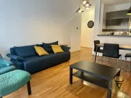 Izdavanje, trosoban stan, 65m², Južni Bulevar, Vračar Sve Podlokacije - image 2