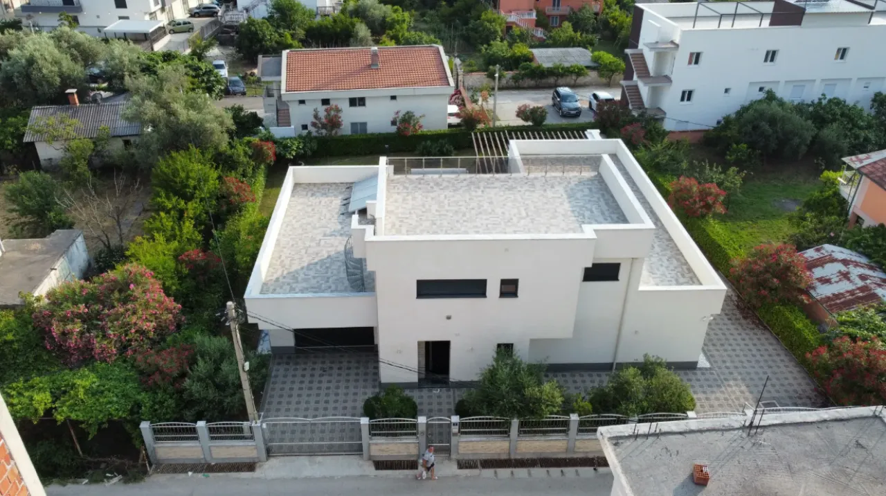 Sale, house, 342m², Ilino, Bar