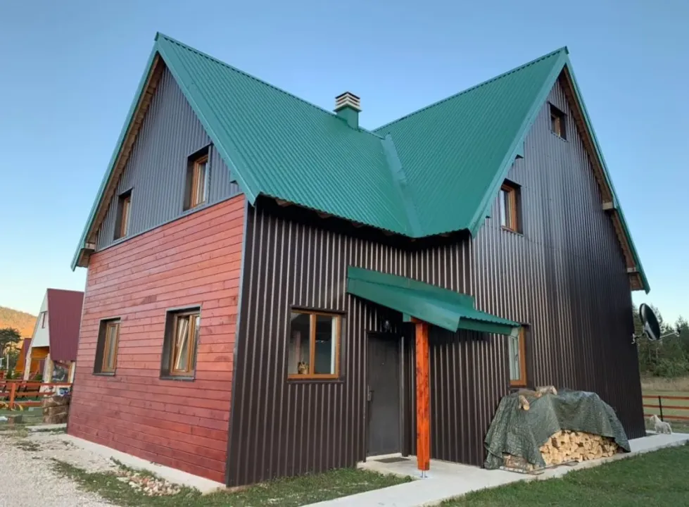 Sale, house, 400m², Borje, Žabljak