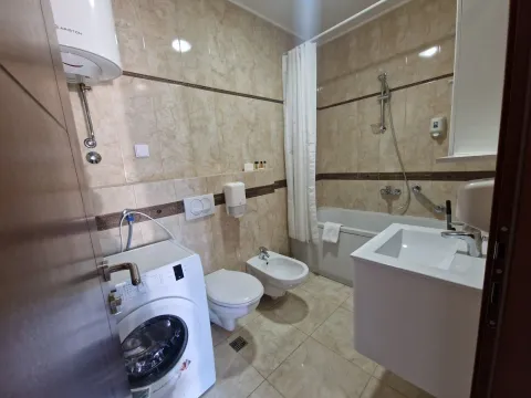 Prodaja, trosoban stan, 107m², Bečići, Budva - image 18