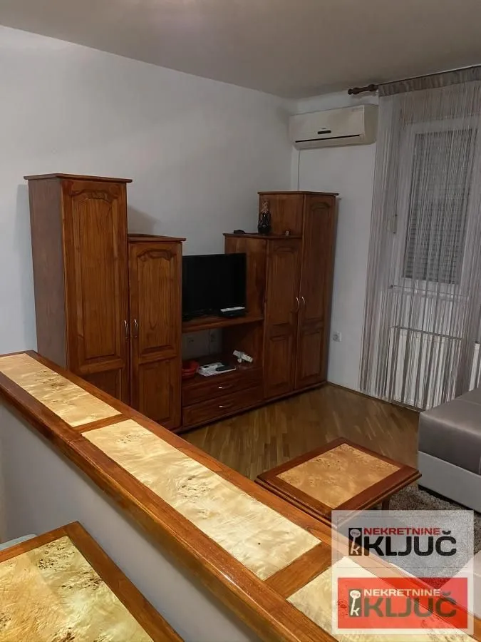 Sale, studio apartment, 24m², Cara Dušana, Novi Sad Sve Podlokacije