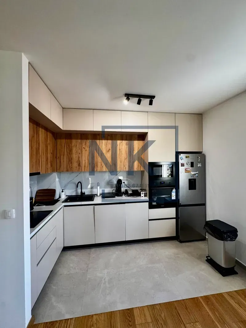 Prodaja, dvosoban stan, 72m², New City, Podgorica