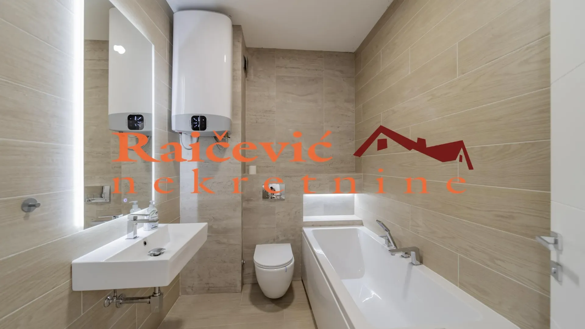 Prodaja, četvorosoban stan, 145m², Savski Venac, Beograd