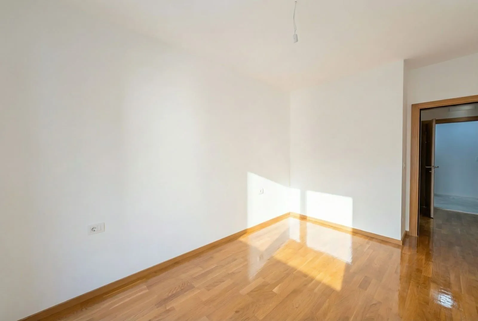 Prodaja, dvosoban stan, 44m², Bečići, Budva