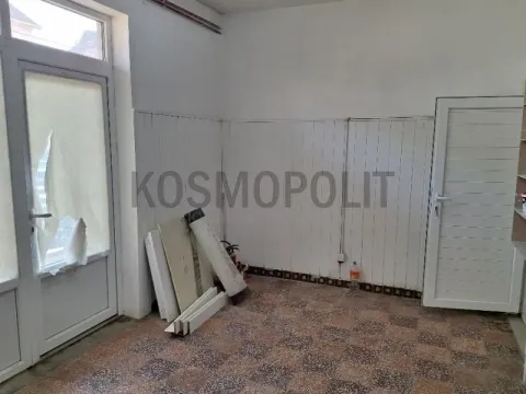 Rent, office space, 90m², Resnik, Beograd - image 4
