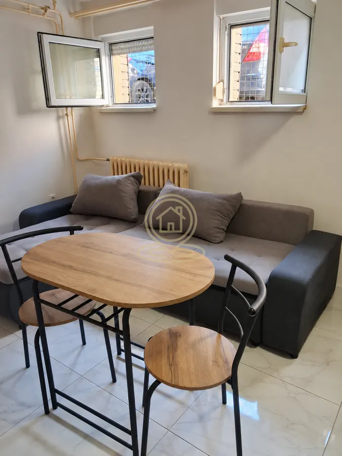 Izdavanje, jednosoban stan, 20m², Podbara, Novi Sad Sve Podlokacije