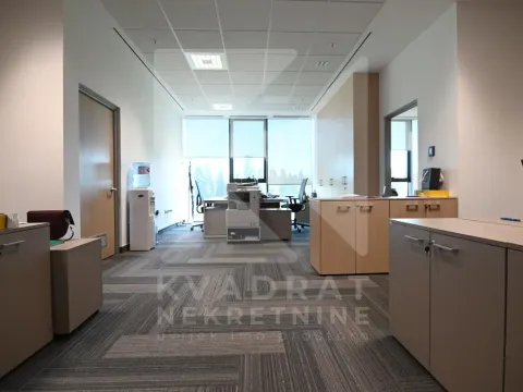 Izdavanje, poslovni prostor, 106m², Donja Gorica, Podgorica - image 5