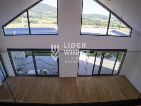 Prodaja, kuća, 250m², Kosmaj, Sopot - image 12