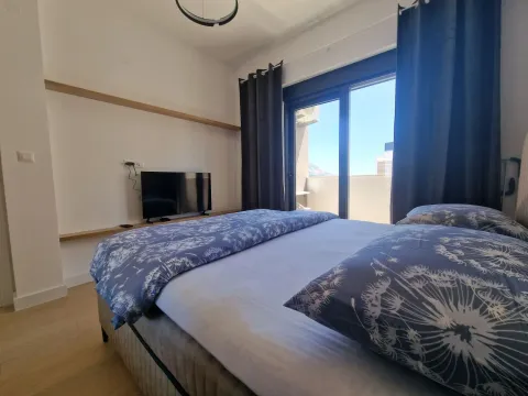 Rent, one bedroom apartment, 42m², Bečići, Budva - image 6