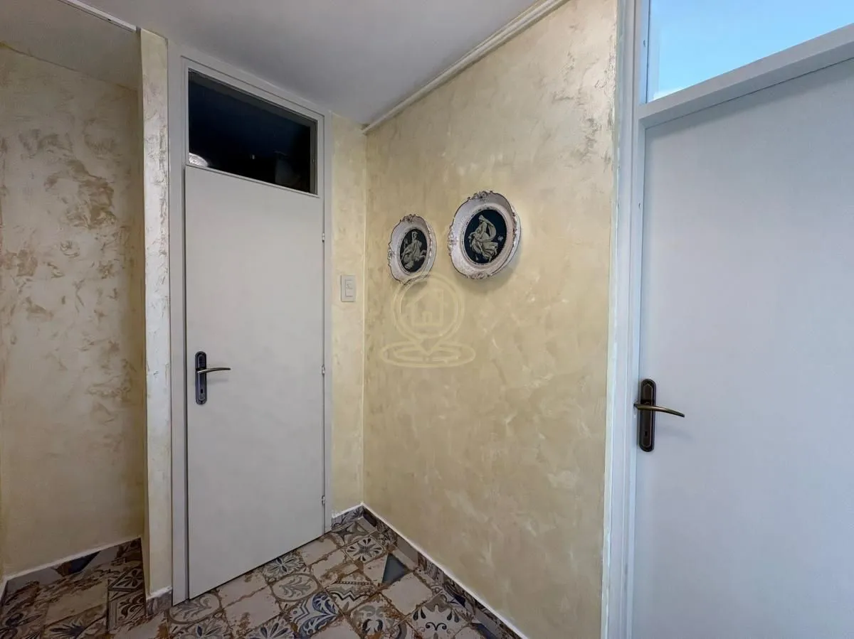 Prodaja, četvorosoban stan, 66m², Novo naselje, Novi Sad