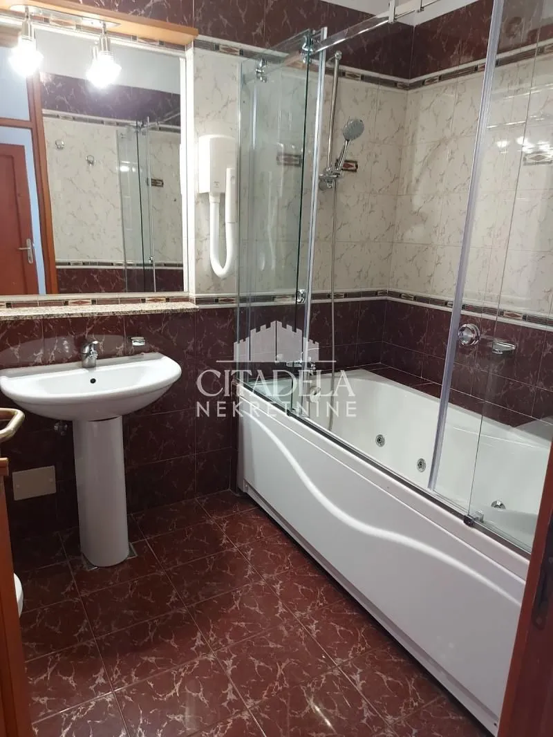 Rent, house, 400m², Savski Venac, Beograd