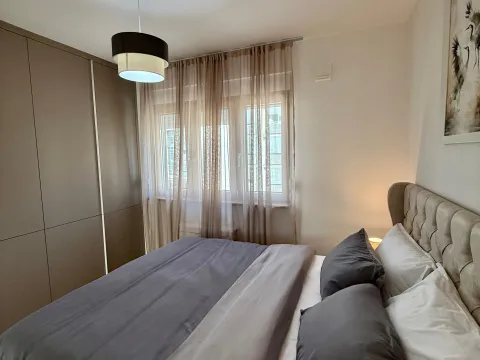 Rent, one bedroom apartment, 42m², Tološka šuma, Podgorica - image 7
