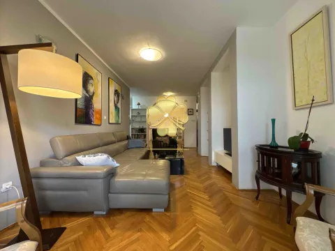 Izdavanje, trosoban stan, 120m², Gorica C, Podgorica - image 4