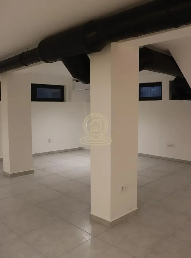 Rent, office space, 100m², Centar, Kragujevac