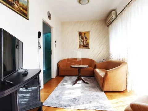Rent, one bedroom apartment, 43m², Preko Morače, Podgorica - image 2