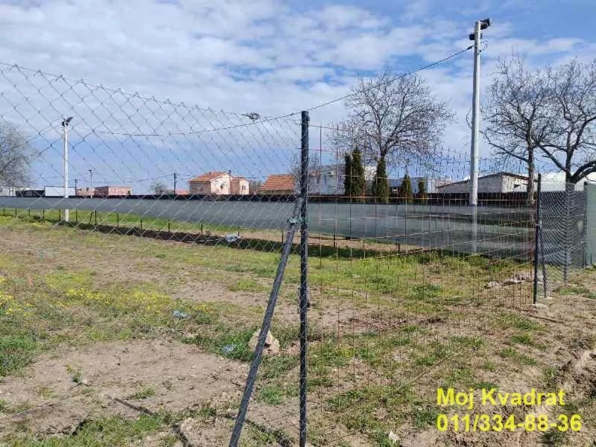 Izdavanje, plac, 5760m², Surčin, Beograd