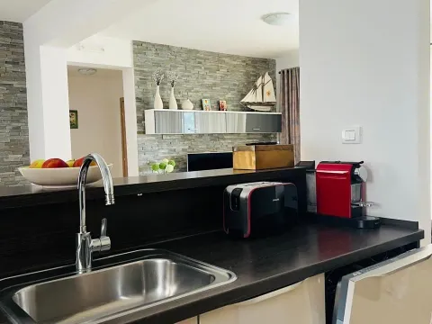 Prodaja, stan, 135m², Budva, Crna Gora - image 11