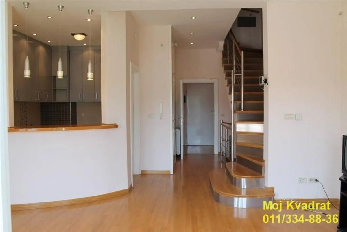 Izdavanje, kuća, 215m², Savski Venac, Beograd