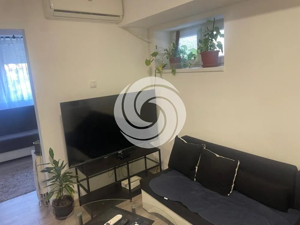 Rent, three bedroom apartment, 46m², Voždovac Sve Podlokacije, Beograd