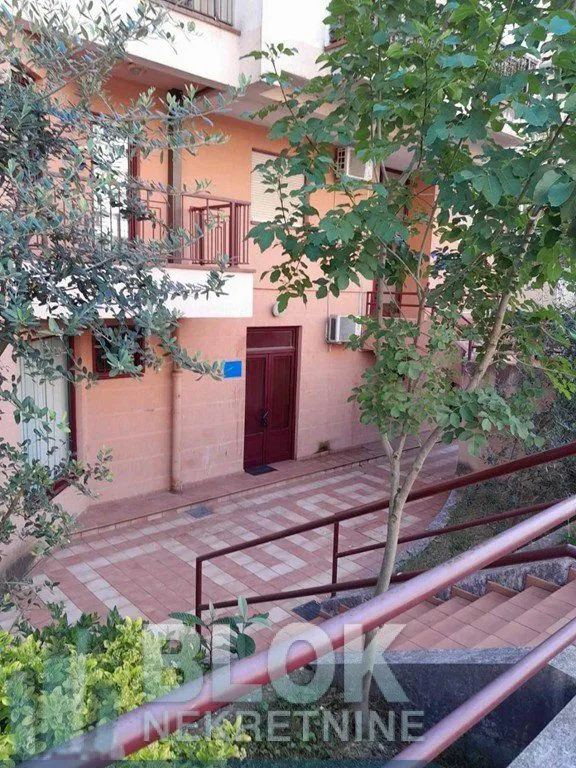 Rent, office space, 35m², Preko Morače, Podgorica