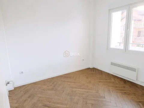 Izdavanje, trosoban stan, 168m², Pantelej, Niš - image 11