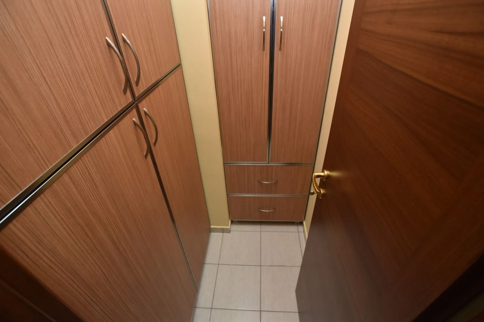 Izdavanje, trosoban stan, 75m², City Kvart, Podgorica