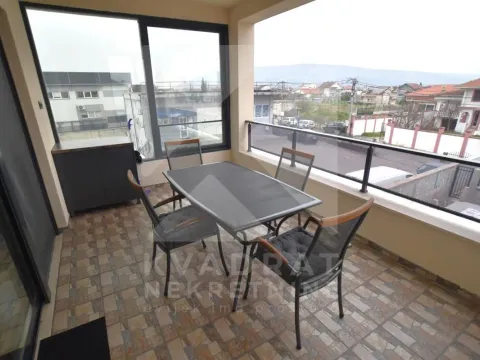 Rent, five bedroom apartment, 180m², Gornja Gorica, Podgorica - image 19