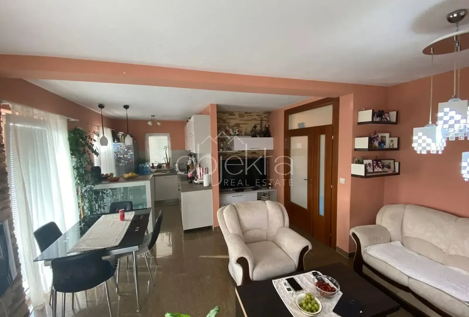 Sale, apartment, 80m², Kotor, Crna Gora