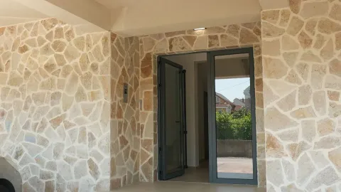 Izdavanje, jednosoban stan, 47m², Podgorica, Crna Gora - image 16