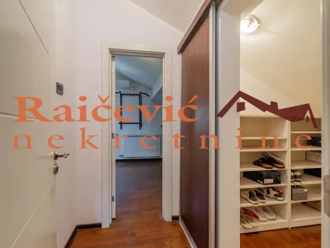Sale, four bedroom apartment, 136m², Autokomanda, Voždovac Sve Podlokacije - image 15