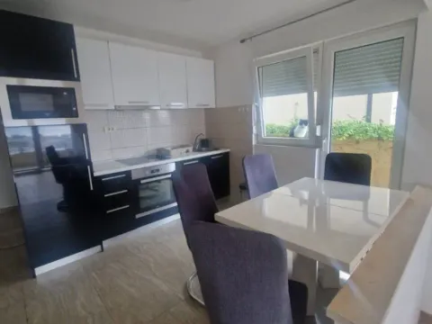 Izdavanje, jednosoban stan, 50m², Donja Lastva, Tivat - image 5