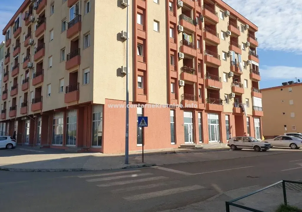 Prodaja, poslovni prostor, 143m², Zabjelo, Podgorica