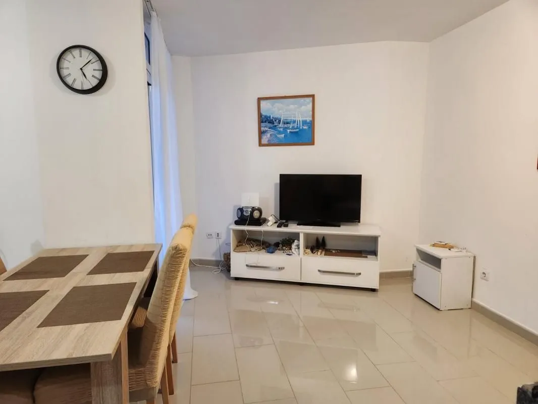 Prodaja, dvosoban stan, 75m², Igalo, Herceg Novi
