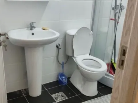 Izdavanje, dvosoban stan, 70m², Ljubović, Podgorica - image 5